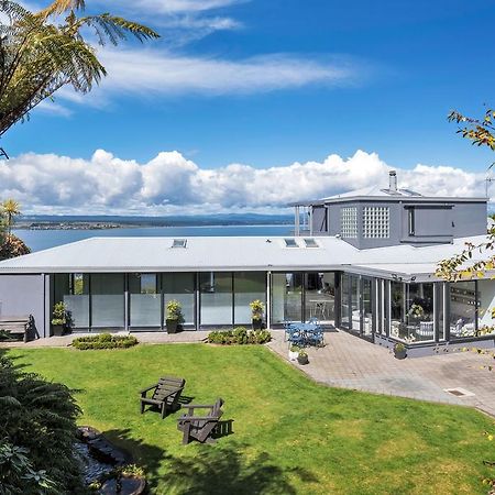Serenity On Wakeman Lago Lago Taupo Exterior foto