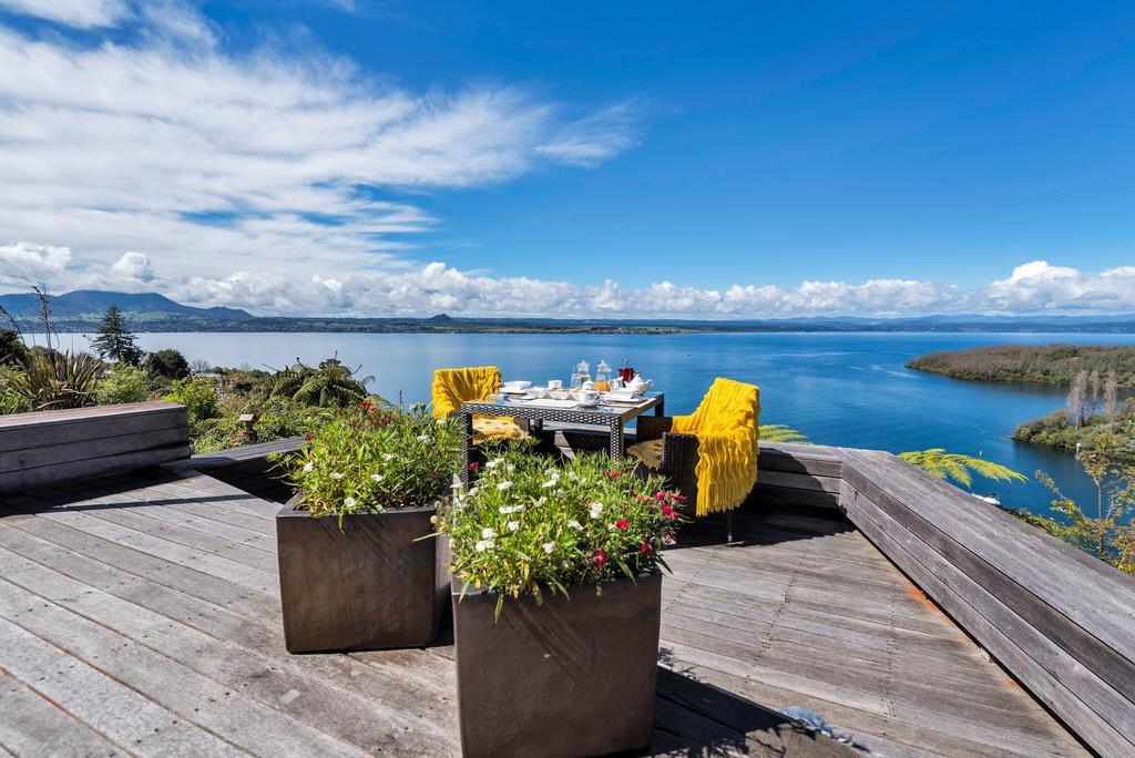 Serenity On Wakeman Lago Lago Taupo Exterior foto