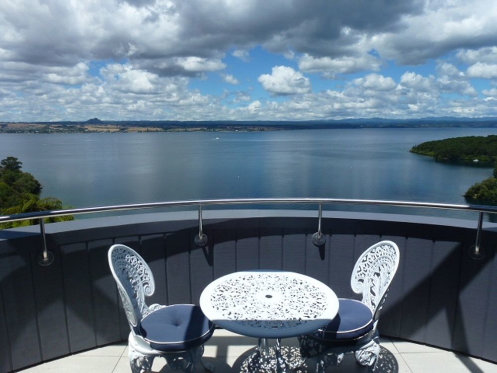 Serenity On Wakeman Lago Lago Taupo Exterior foto